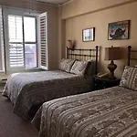 Mayflower Hotel